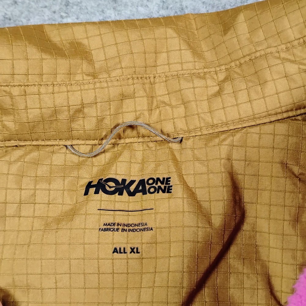 Hoka One One Outtrail SoulFocus Mens XL Fleece Lined Ripstop Jacket Tan Pink - Picture 5 of 12